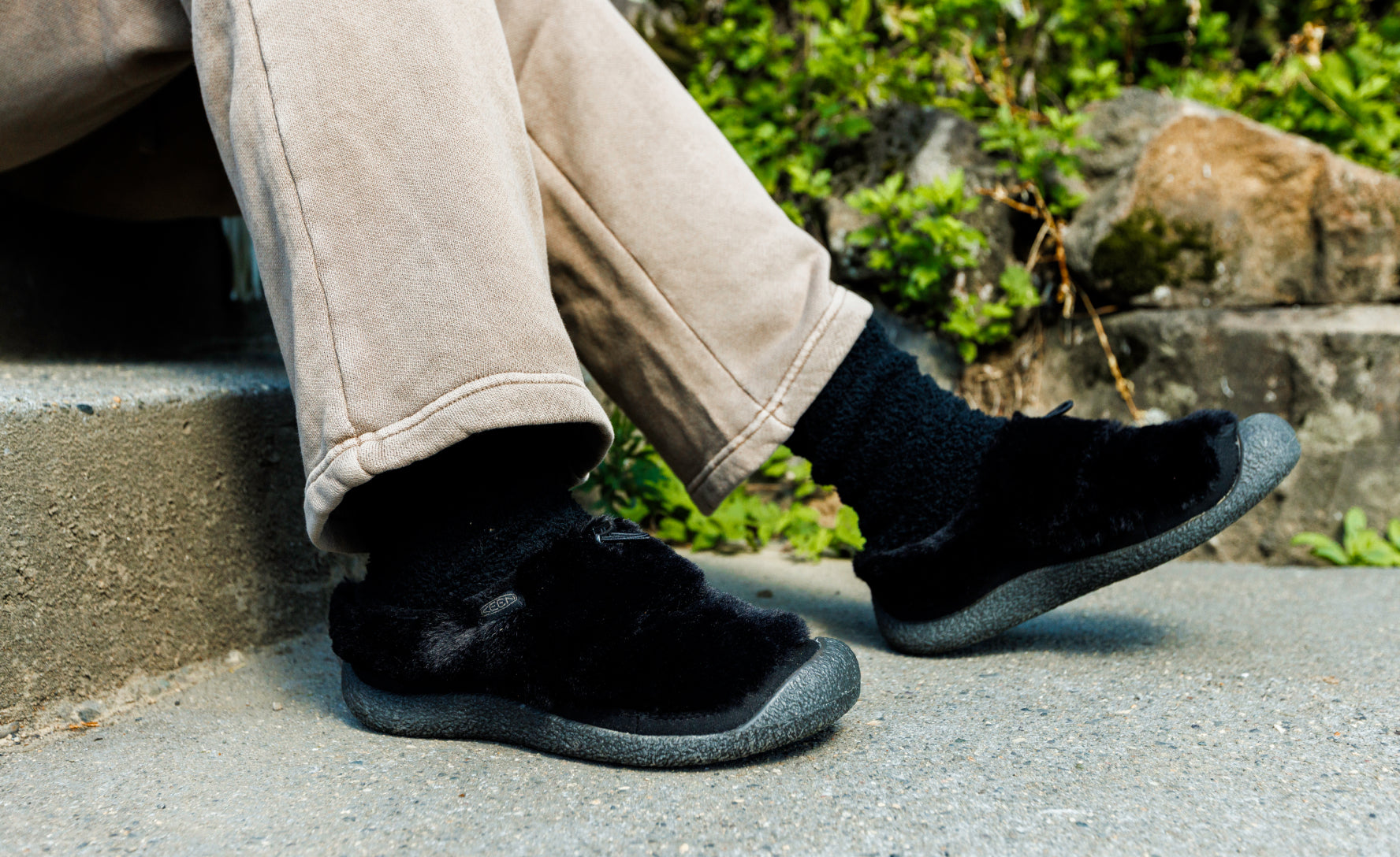 Women's Howser III Slide | Black/Canteen - Image 7